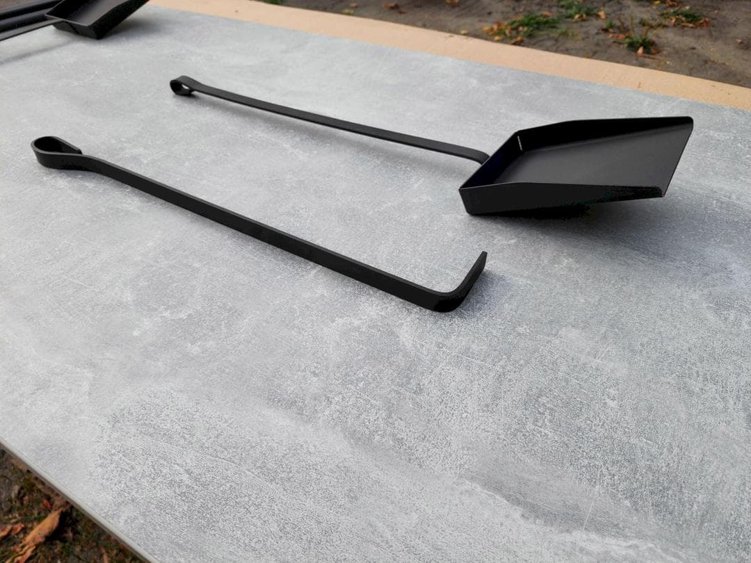 Совок и кочерга — миниатюра 6