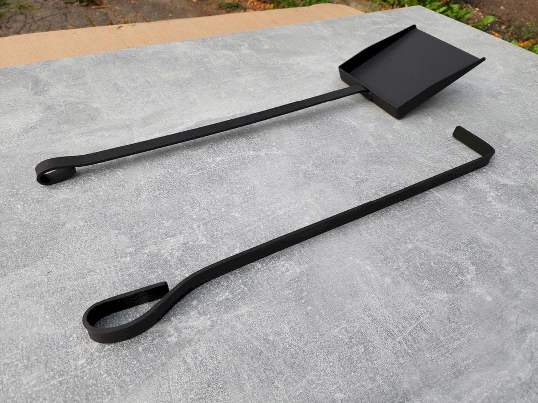 Совок и кочерга — миниатюра 7